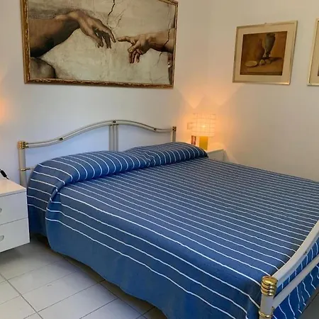 Discover The Wonders Of Devachan Castle Apartamento